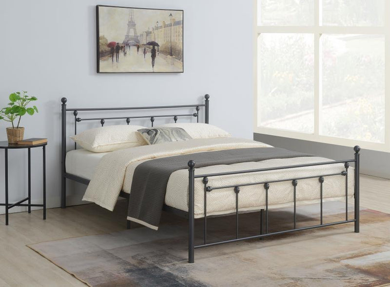 Canon - Metal Slatted Headboard Platform Bed