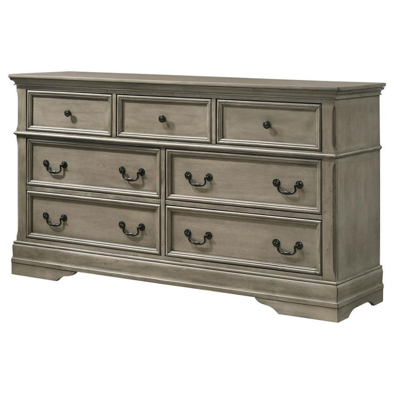 Manchester - 7-Drawer Dresser - Wheat